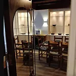 Avi Burgplatz * דיסלדורף