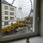 Avi Burgplatz