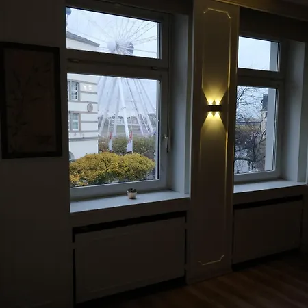 Апартаменты Avi Burgplatz