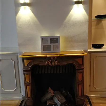 Avi Burgplatz Апартаменты