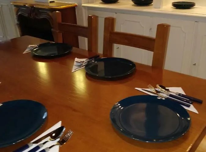 Avi Burgplatz Апартаменты *