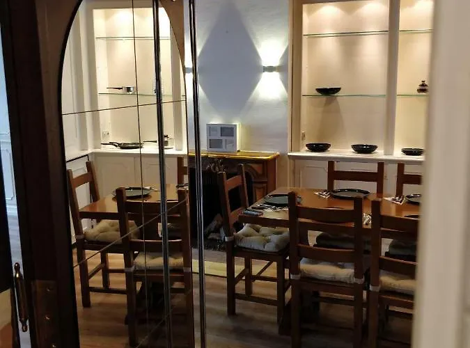 Apartmán Avi Burgplatz *