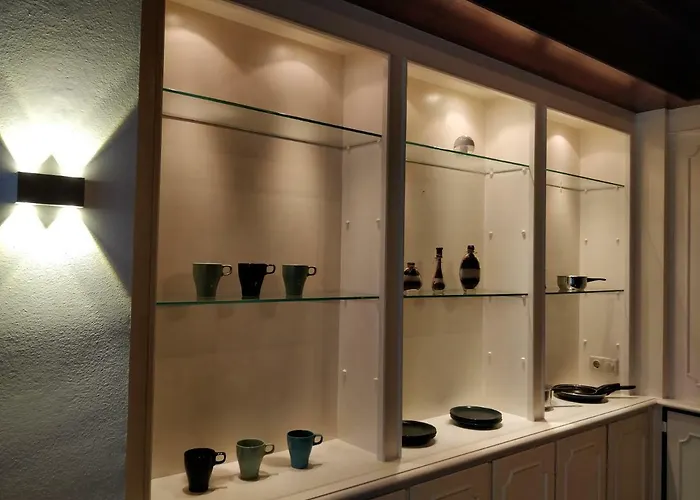 Avi Burgplatz * Düsseldorf