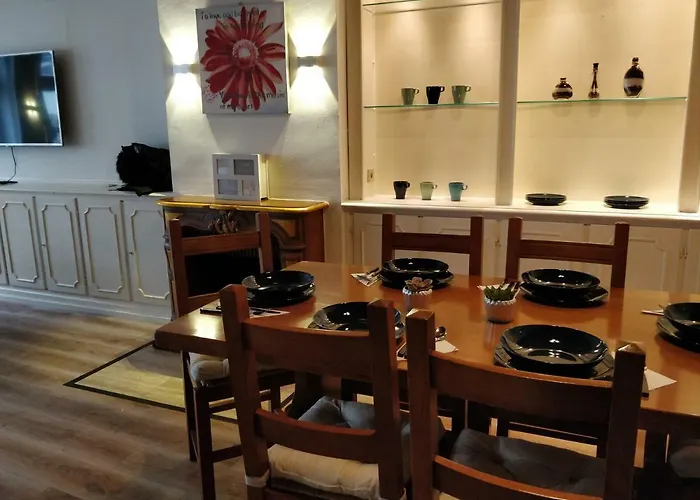 アパート Avi Burgplatz デュッセルドルフ